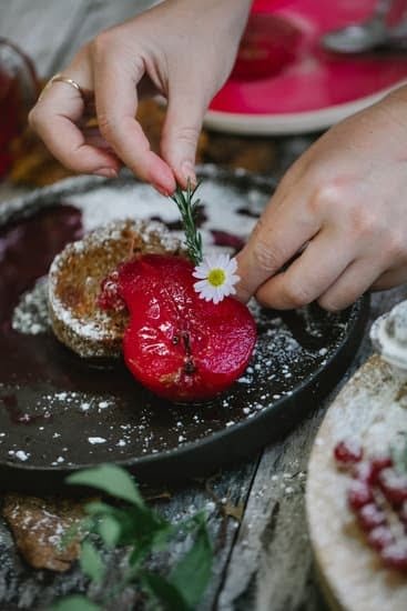Cake Decorating Ideas Without Piping Bag | Cake Karma
