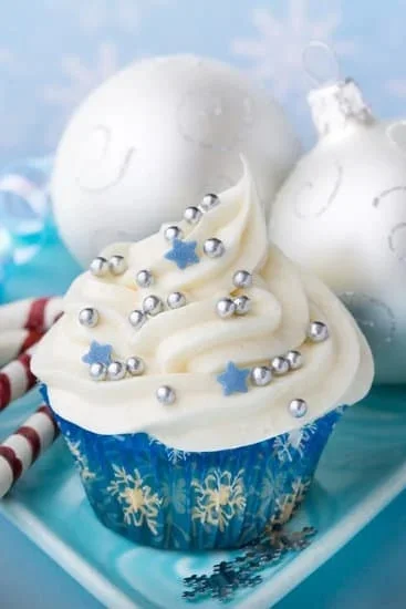 Explore creative Minnie Mouse cake decorating ideas to make your celebration extra special!