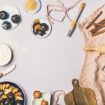 How to Decorate a Cake Simple Step-by-Step Directions Visual guide: Follow these simple cake decorating steps for a beautiful design