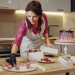 Cake Decorator Education Obtain specialized cake decorator education from accredited institutions for a successful career