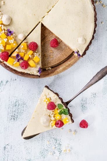 Cake Decorating Supplies Hamilton Scotland 1 Various cake decorating supplies available in Hamilton, Scotland for all your baking needs