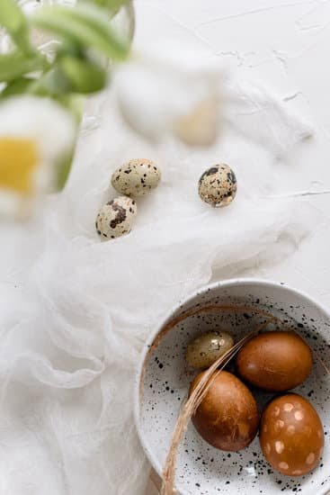 Festive fall cake decorating pictures featuring stunning autumn-inspired designs and vibrant seasonal colors