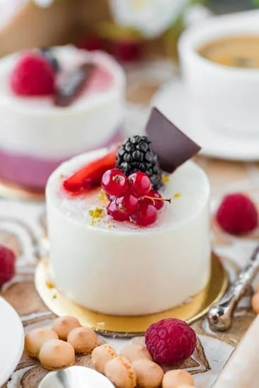SAM'S CLUB offers a variety of cake decoration options for every occasion
