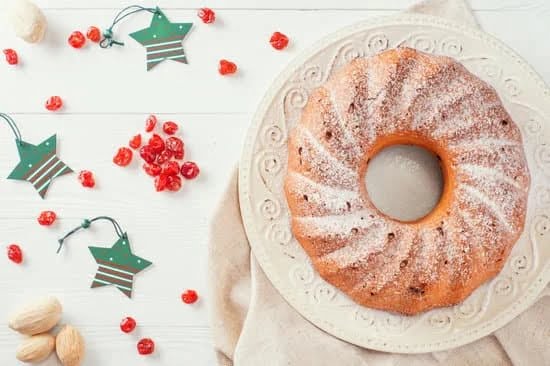 Easy Square Christmas Cake Decorating Ideas 1 Simple and Creative Christmas Cake Decorating Ideas for Easy Square Cakes