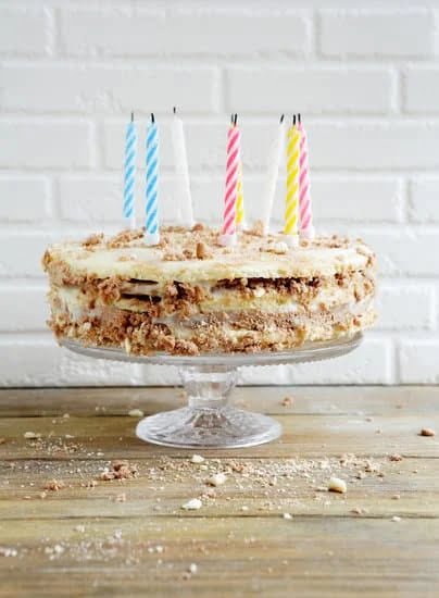 Coconut Cake Decorations 1 Colorful coconut flakes sprinkled on a beautifully decorated coconut cake