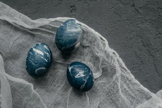 Fun & Quick Halloween Cake Decorating Ideas – Spooky, Yet Easy!