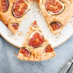 Wedding Cake Jewelry Decorations Elegant wedding cake adorned with stunning jewelry decorations, adding a touch of glamour