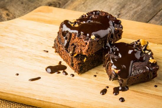 Decorate Cake Pops 7 Colorfully decorated cake pops with intricate designs, perfect for any celebration