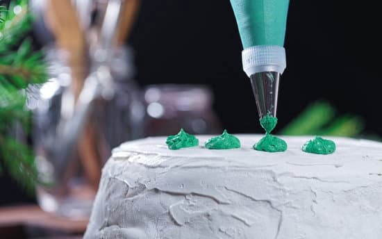 Army Decorated Cakes 1 Delicious army decorated cakes with intricate designs – perfect for military-themed celebrations!