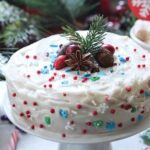 Learn the art of cake decorating through interactive online lessons