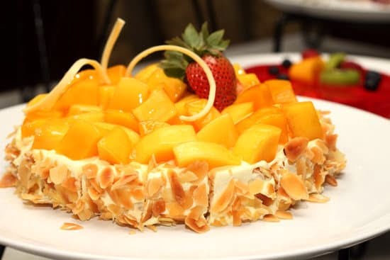 Birthday Cake Disney Cake Decorating 1 Vibrant and Magical Disney Cake Decorating - Perfect Birthday Cake for Disney-themed celebrations!