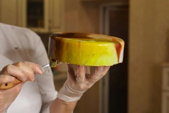 Amazing Cake Making and Decorating Videos 1 Captivating videos showcasing the art of creating and decorating amazing cakes