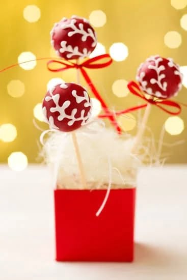 Colorful and artistic cake decorations in Cumbernauld - Cake Decor Cumbernauld