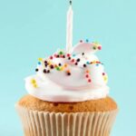 Deliciously creamy and tangy cream cheese frosting for cake decorating