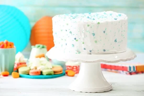 Blue farmhouse cake decorating kit with all the essentials for creating stunning cake designs