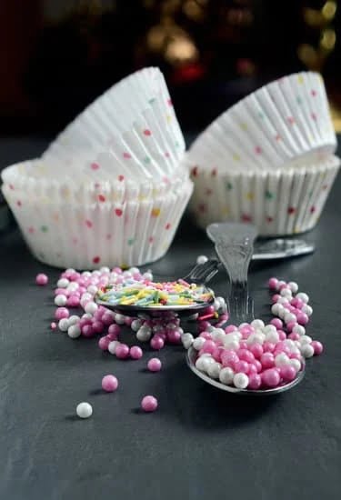 Cake Decor Hacks: Easy tips and tricks for innovative and stunning cake designs