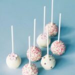 How to Decorate a Cake.with Italian Layer Cookies How to decorate a cake with Italian layer cookies: step-by-step tutorial for a delicious and stunning dessert