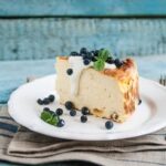 How to Decorate a Cake for Beginners: Step-by-step guide for frosting and decorating a simple cake