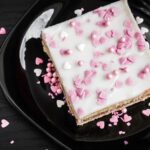 How much can a cake decorator make Maximize income potential with creative designs and exceptional client service