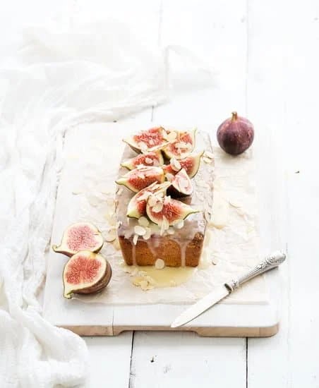 Rainbow Cake Decorations 3 Colorful rainbow cake decorations with sprinkles and vibrant icing for a festive celebration