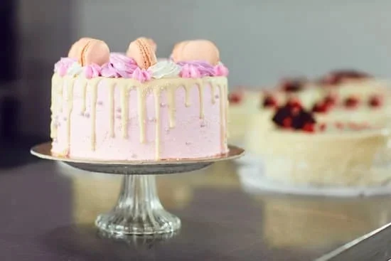 Whole Foods Cake Decorating: Freshly made custom cakes with natural ingredients for any occasion