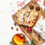 Cake Table Decoration Ideas Beautiful cake table decoration ideas with floral centerpieces and elegant cake stands