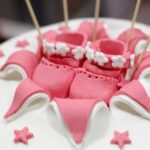 Can You Freeze Cake Pops Before Decorating Prepping cake pops for decorating by freezing can help them hold their shape