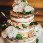 How to Decorate a Vintage Cake Step-by-step guide on how to decorate a vintage cake with classic floral designs and delicate icing details