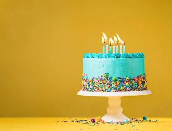 Candy cake decorations: Sweet and colorful edible pearls, sprinkles, and shapes to adorn your desserts