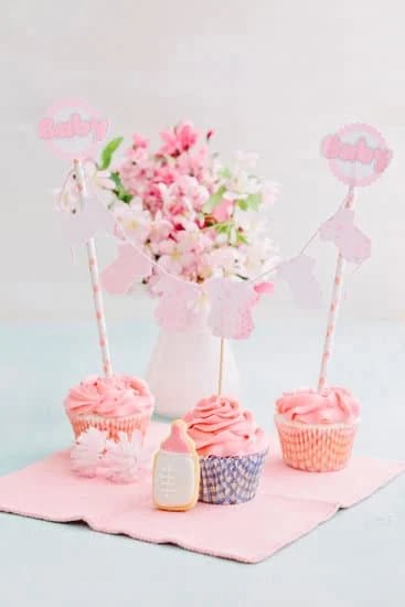 How to Decorate a Coconut Cake 1 a step-by-step guide to create a stunning tropical dessert