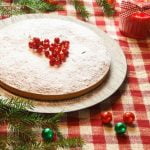 How to Decorate a Cake With Fresh Berries Step-by-step guide on how to decorate a cake with fresh berries for a stunning, fruity finish