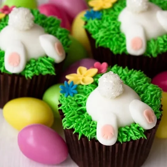frosting swirls, fondant flowers, and vibrant sprinkles