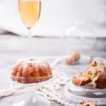 How to Decorate Cake Without Icing use fresh fruit, edible flowers, or decorative chocolate