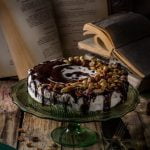 Crafting a Homemade Turntable for Cake Decorating