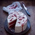 Step-by-step guide on adding fresh fruit to your cake design