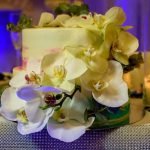 Decorating tips and techniques for stunning multi-layered cakes