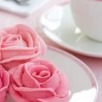 How to Decorate a Sponge Cake step-by-step guide for creating beautiful cake designs at home