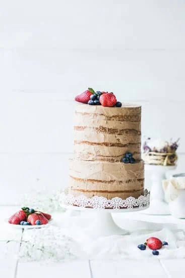 How to Decorate a Cake With Ruffles 1 Step-by-Step Guide to Creating Elegant Ruffle Designs