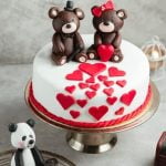 Step-by-step guide on how to decorate a chocolate mousse cake with professional tips and techniques