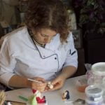 Step-by-step guide on how to decorate a dog cake, perfect for any canine celebration