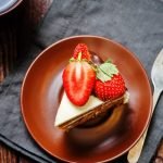 How to Decorate Cake With Whipped Cream Step-by-step guide for a beautiful and delicious dessert