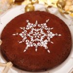 Sugar paste for cake decorating enhances aesthetics and ease of customization