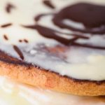 Step-by-step guide on how to thaw a frozen decorated cake for optimal taste and presentation