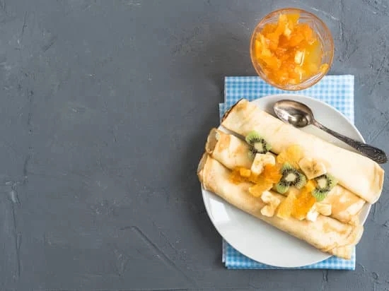 Decorate cakes with icing, fondant, and edible decorations for creative designs