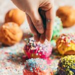 Step-by-step guide for making beautiful chocolate decorations