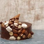 How to Use Different Cake Decorating Tips Step-by-step guide on utilizing various cake decorating tips effectively
