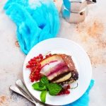 - Step-by-step guide on how to make mermaid cake decorations using fondant and edible glitter