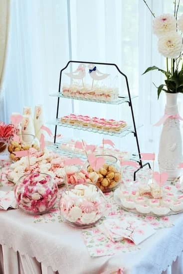 Decorate Chocolate Cake 1 Beautifully decorated chocolate cake with colorful sprinkles and frosting, perfect for celebrations