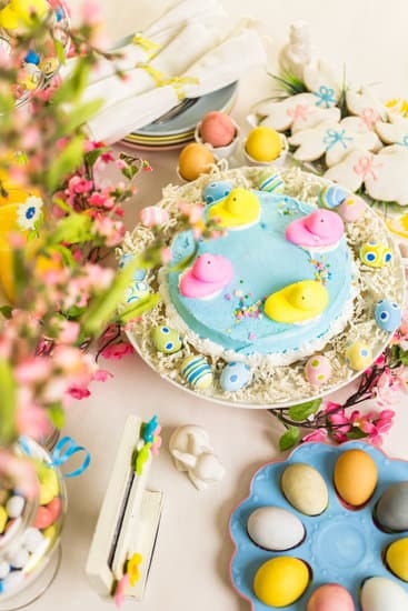 Rose Decor Cake 1 Exquisite rose decor cake perfect for special occasions like weddings and anniversaries