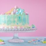 Cake Decorating With Stencils Creative cake designs using stencils for elegant cake decorating